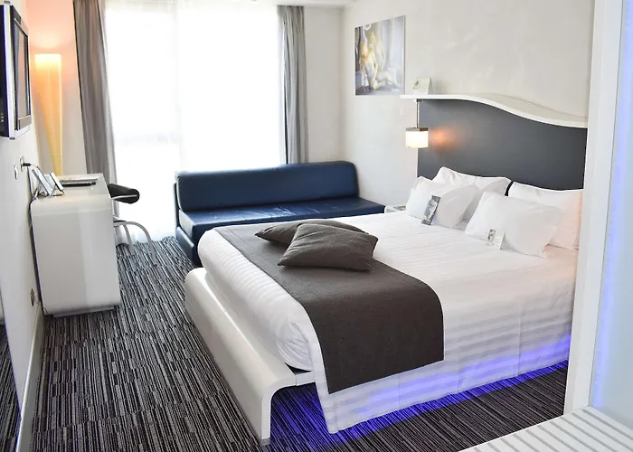 Western Premier Royal Santina 4*