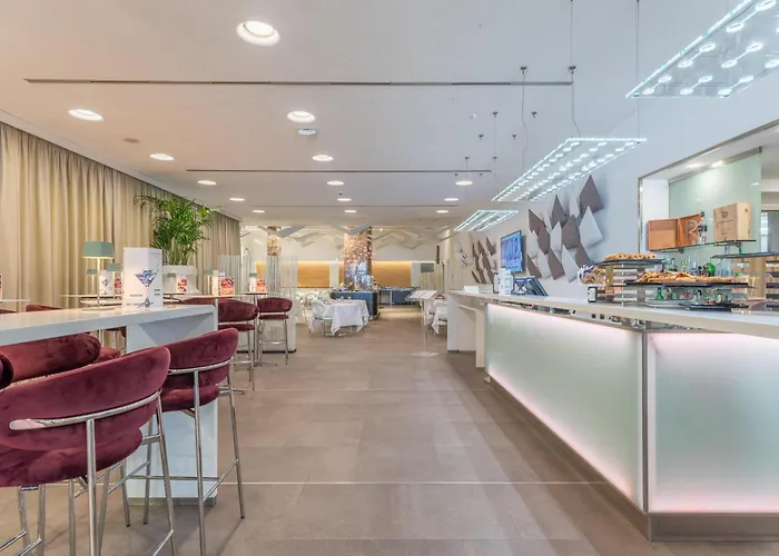 Western Premier Royal Santina Hotel 4*