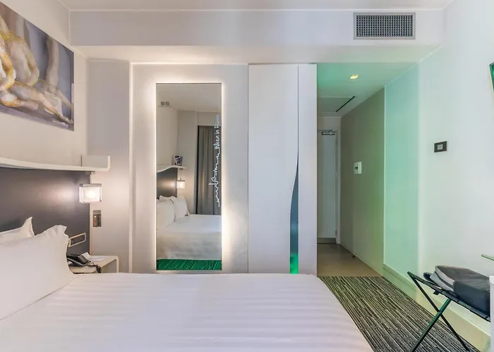 Hotel Western Premier Royal Santina 4*