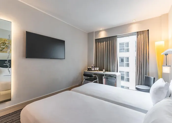 Western Premier Royal Santina Hotel