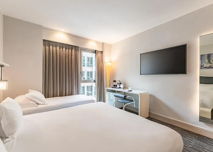 Western Premier Royal Santina Hotel