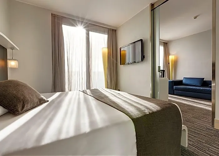 Western Premier Royal Santina 4*